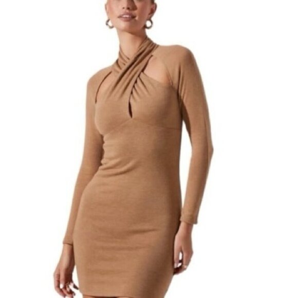 NWT ASTR The Label Tan Knit Cut-Out Sweater Mini Dress Size Small Size Medium - Picture 4 of 4